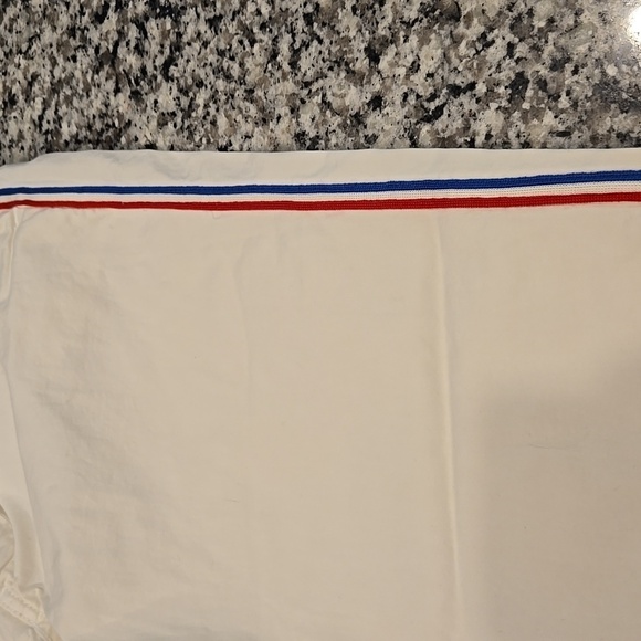 SUNDRY RED ,WHITE, AND BLUE SIDE STRIPE RAW HEM WHITE JEANS. SIZE 26. - Picture 6 of 10